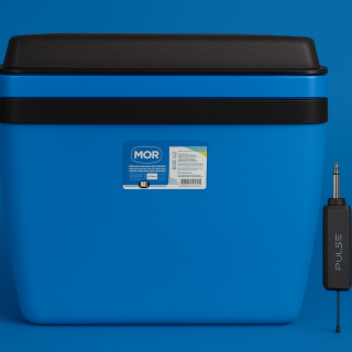 CAIXA TERMICA 34L AZUL C PRETO